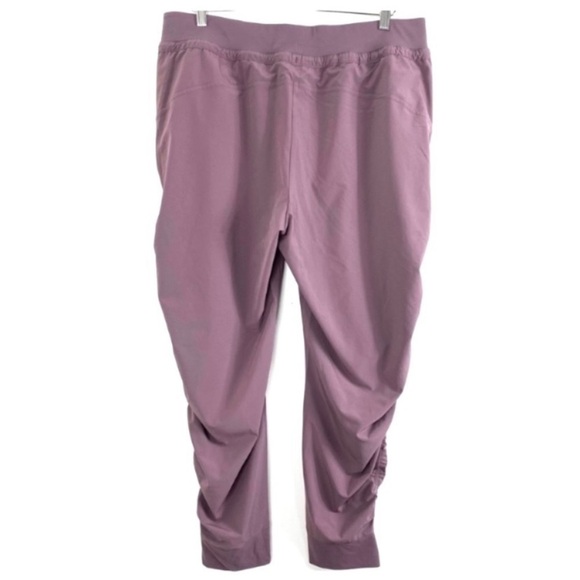 ATHLETA Attitude ll Joggers Pants Athletic in Volcanic Violet Pink - Picture 5 of 12